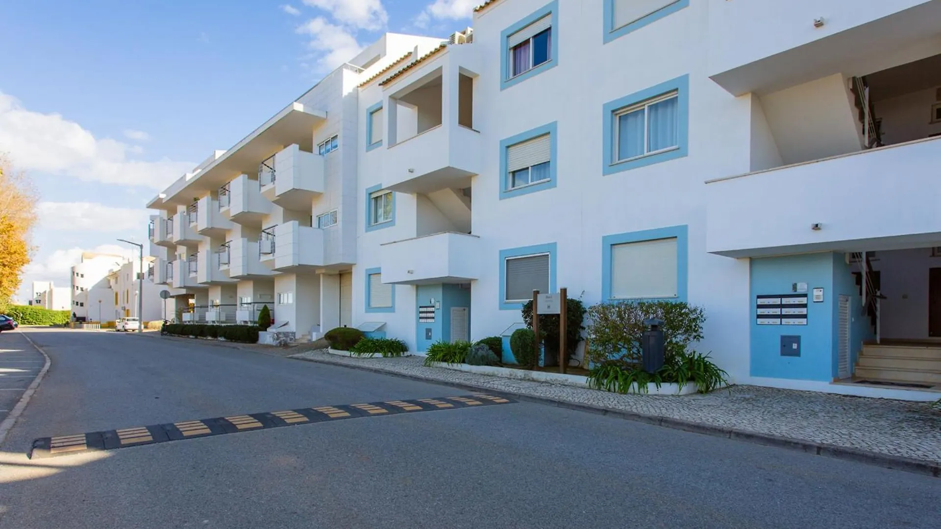 Golden 1 Bdr Flat W/ Balcony & Pool By Lovelystay Cabanas De Tavira 0*,