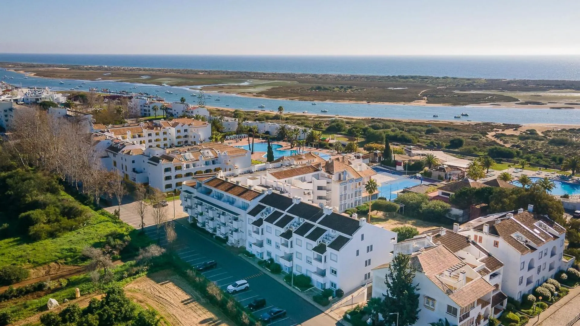 Golden 1 Bdr Flat W/ Balcony & Pool By Lovelystay Cabanas De Tavira Apartment
