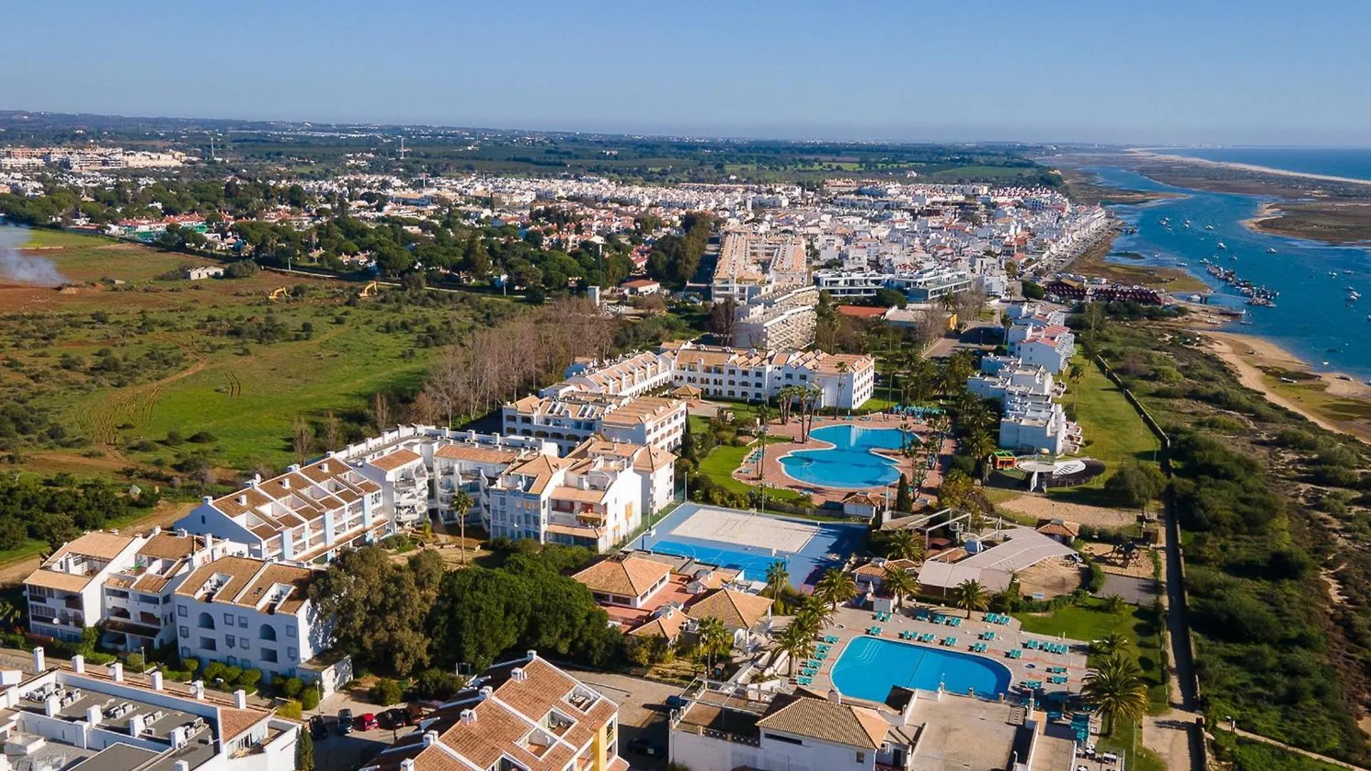 Golden 1 Bdr Flat W/ Balcony & Pool By Lovelystay Cabanas De Tavira