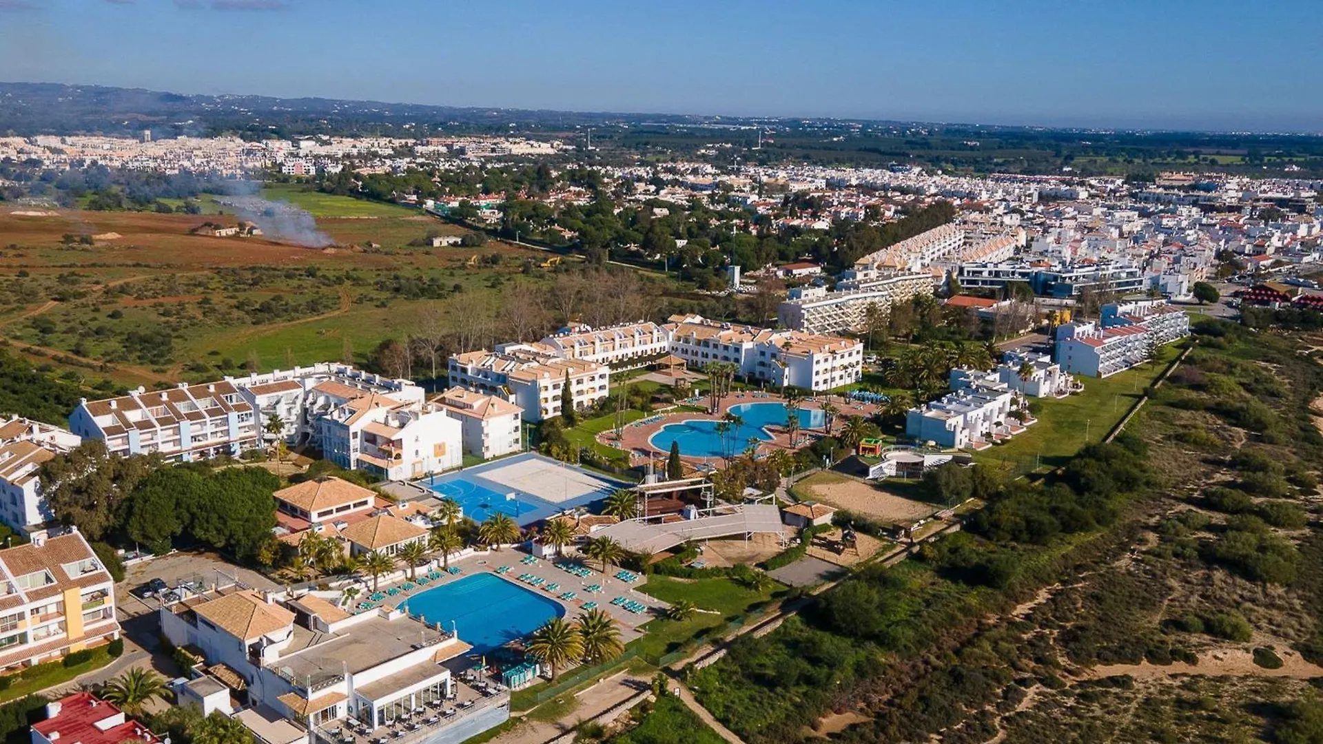 Apartment Golden 1 Bdr Flat W/ Balcony & Pool By Lovelystay Cabanas De Tavira